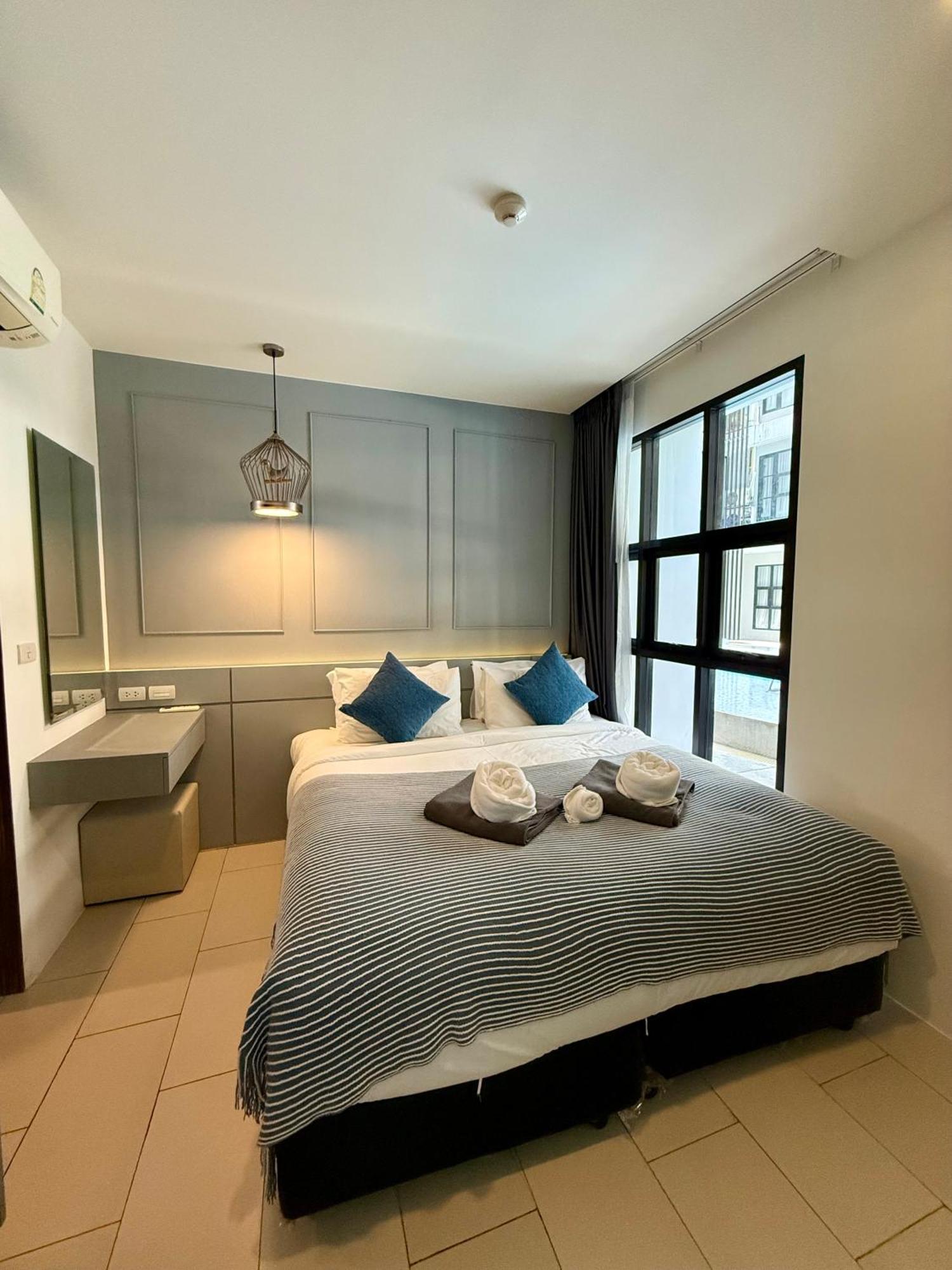 อพาร์ทเม้น Poolside 1 Bedroom, 10 Mins Walk To หาดสุรินทร์
